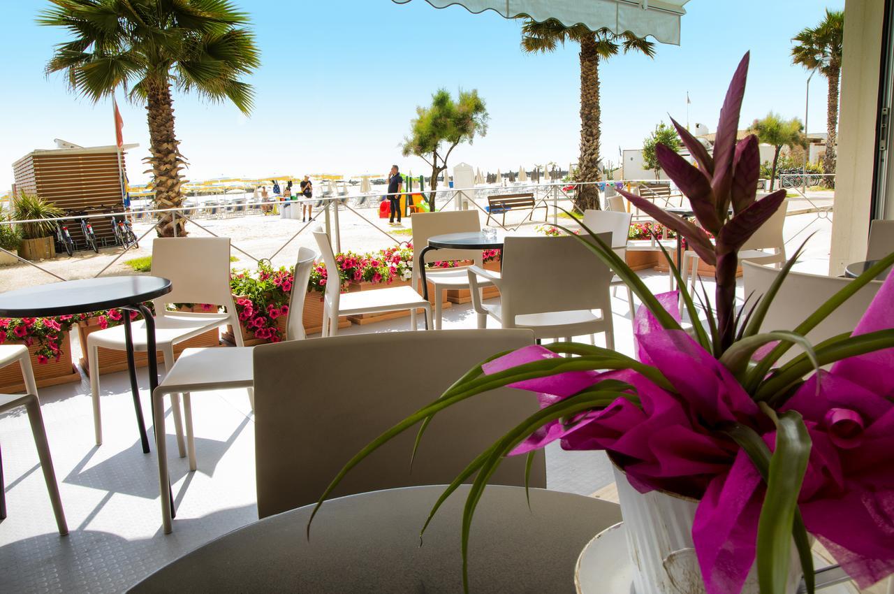 Hotel Ideal Cupra Marittima Exterior photo